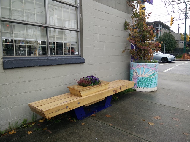 Bench at 901 E Hastings Street